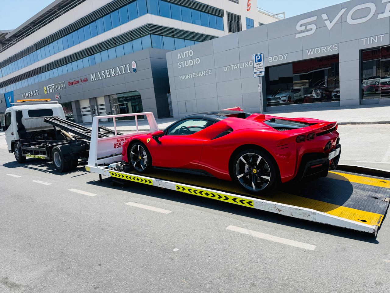 Full Down Recovery Dubai - Full Box Car Recovery on Flatbed